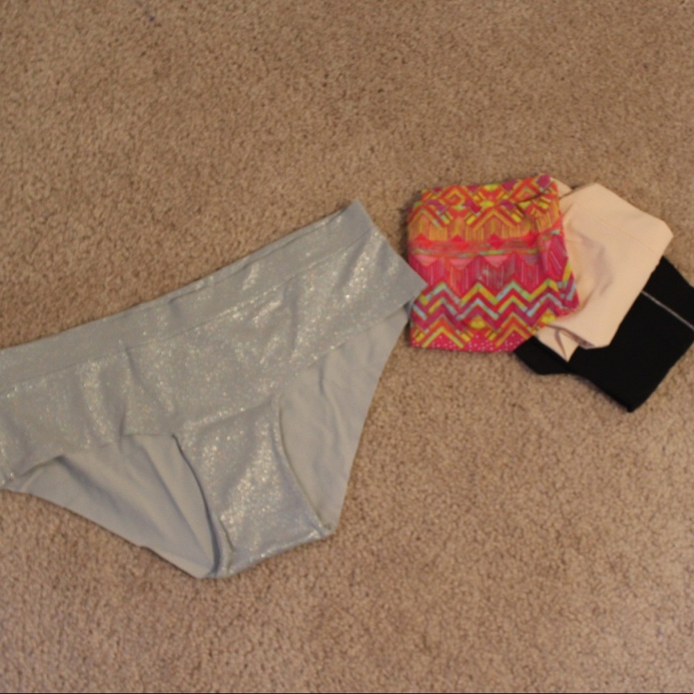 Xhilaration Set of 4 No Show Pantie Line Undies